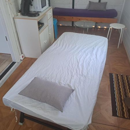 Отель Chalet Pour 5 Personnes Equipe Sur Emplacement Privatif Dans Camping 4 Etoiles Appartenant Et Gere Par Un Particulier Фуа Экстерьер фото