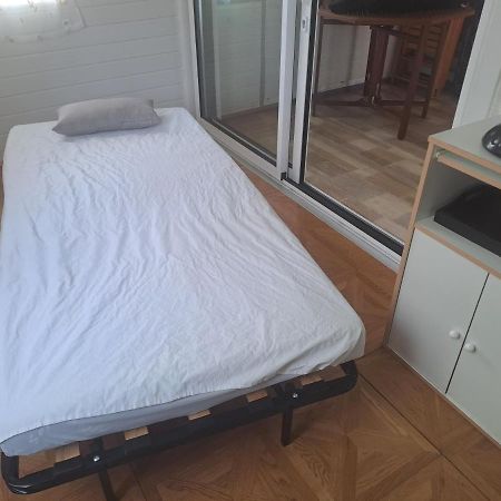Отель Chalet Pour 5 Personnes Equipe Sur Emplacement Privatif Dans Camping 4 Etoiles Appartenant Et Gere Par Un Particulier Фуа Экстерьер фото