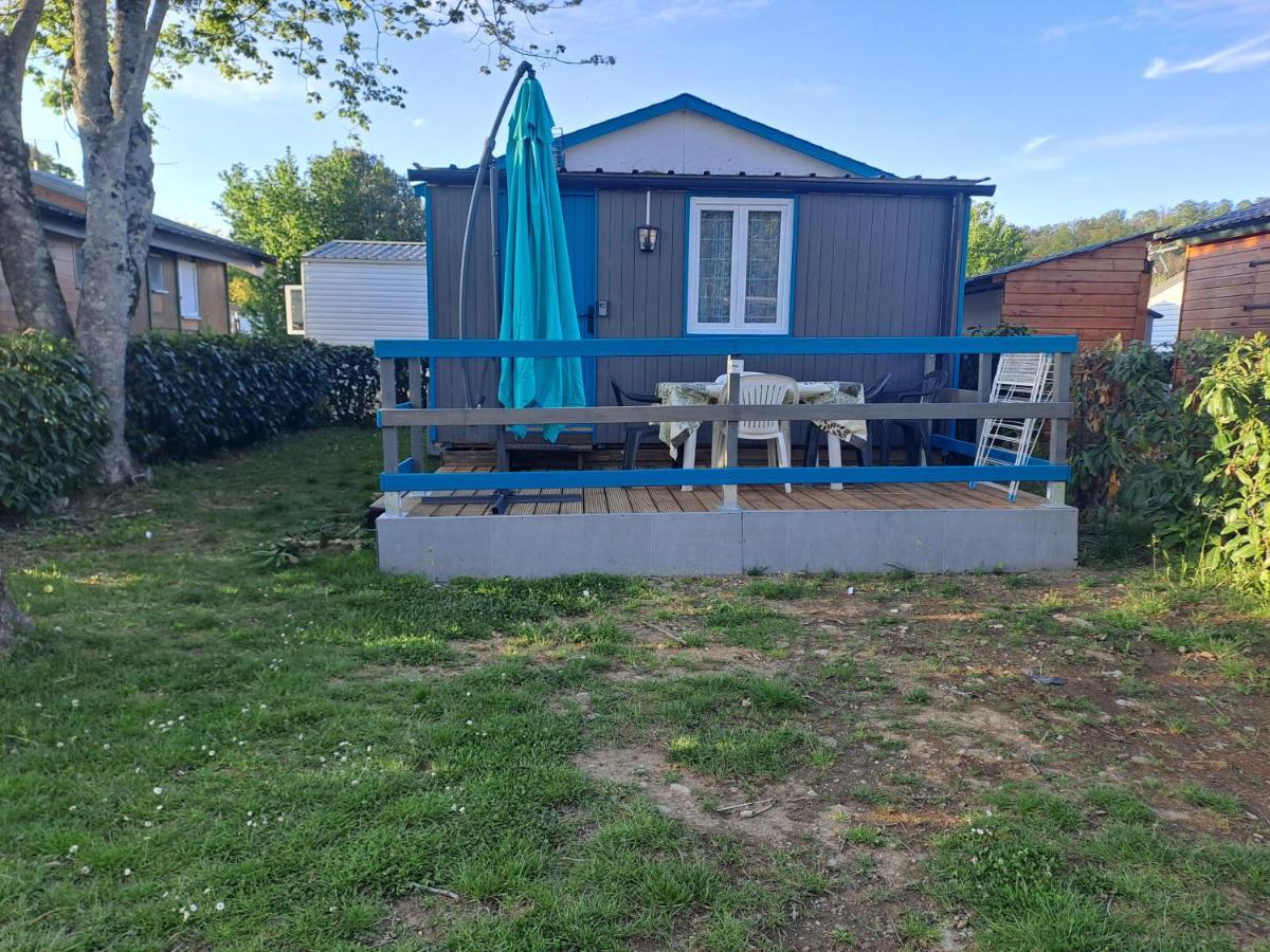 Отель Chalet Pour 5 Personnes Equipe Sur Emplacement Privatif Dans Camping 4 Etoiles Appartenant Et Gere Par Un Particulier Фуа Экстерьер фото